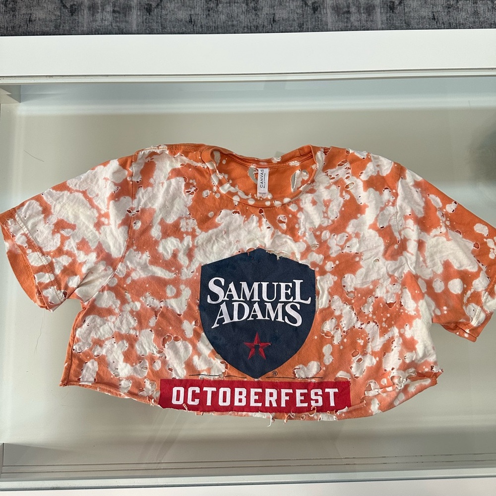 Cropped Samuel Adams shirt